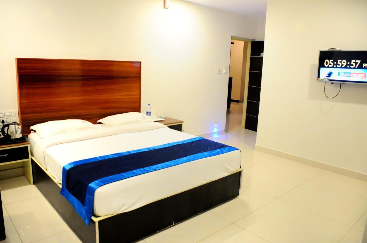 Hotel Rathna Park Perambalur Екстер'єр фото