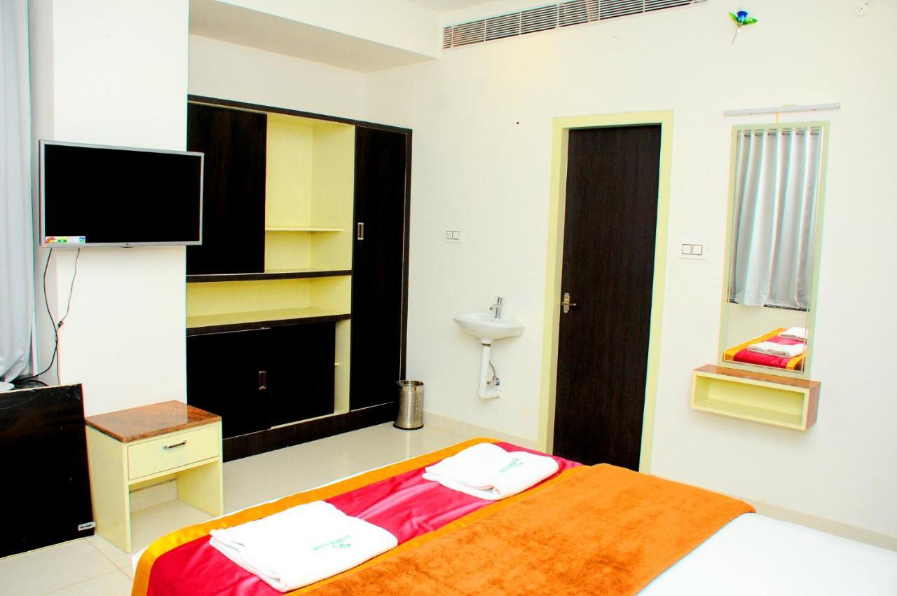 Hotel Rathna Park Perambalur Екстер'єр фото