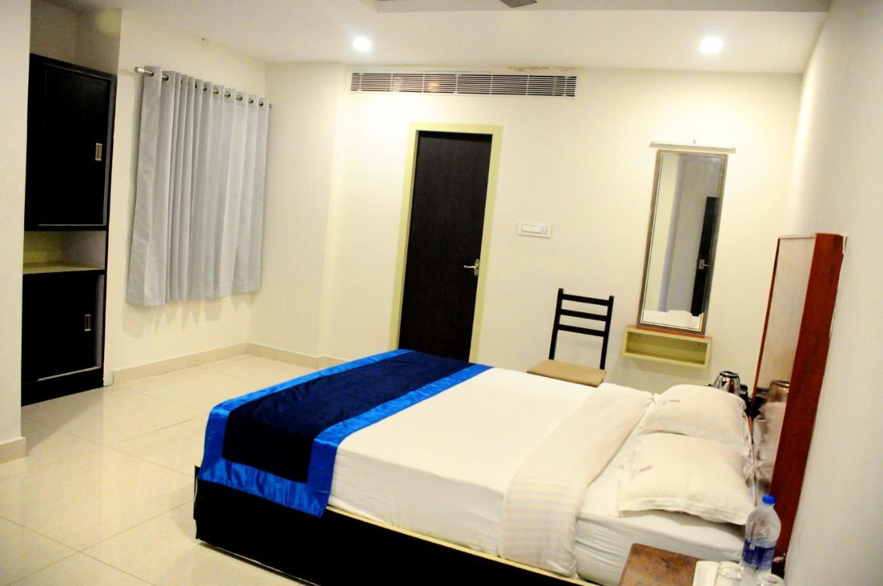 Hotel Rathna Park Perambalur Екстер'єр фото