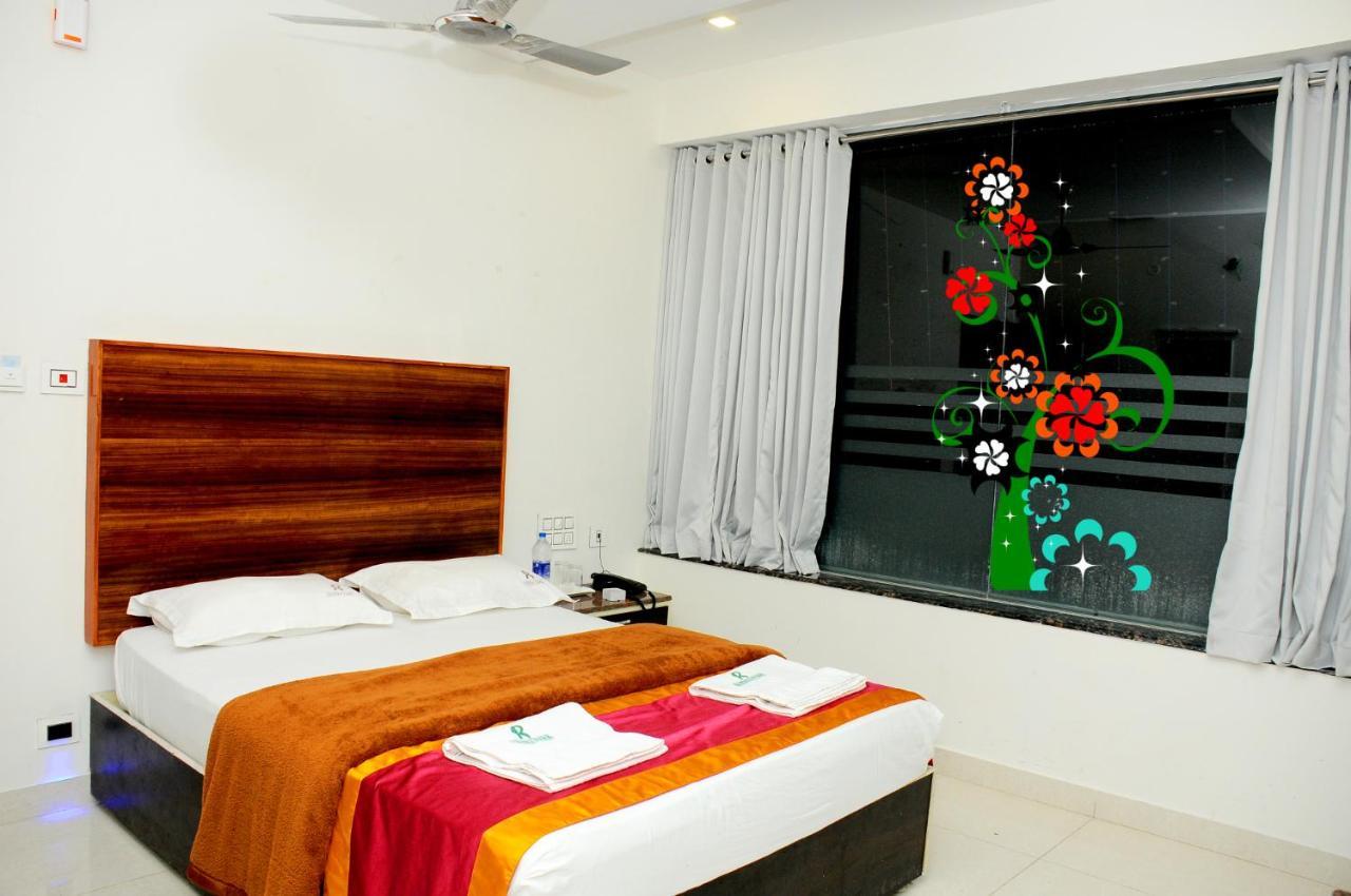 Hotel Rathna Park Perambalur Екстер'єр фото